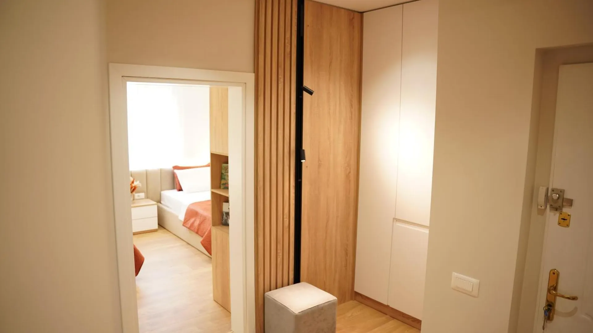 Feel Home Apartment Tirana Albania