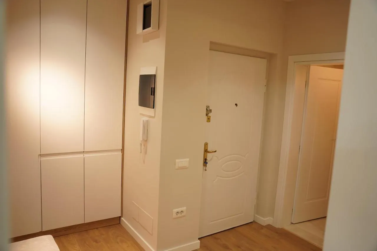 Feel Home Apartment Tirana