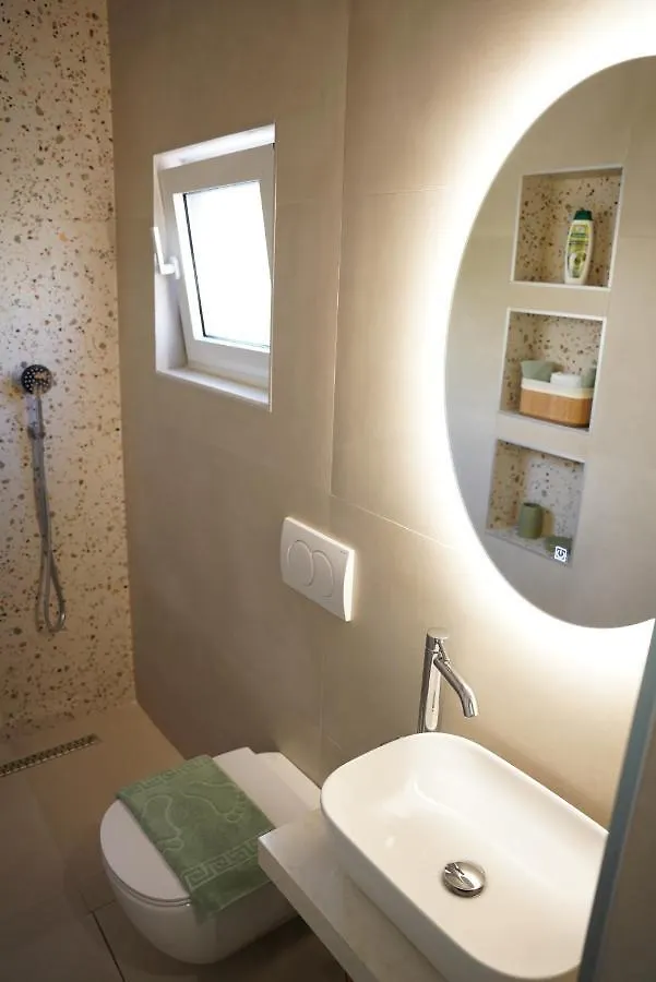 Feel Home Apartment Tirana Albania