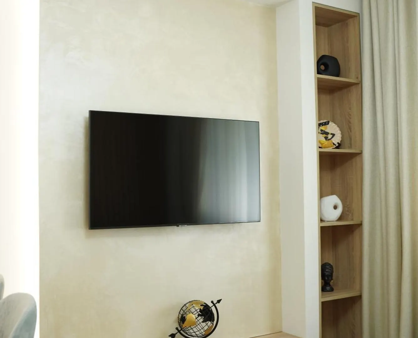 Feel Home Apartment Tirana Albania